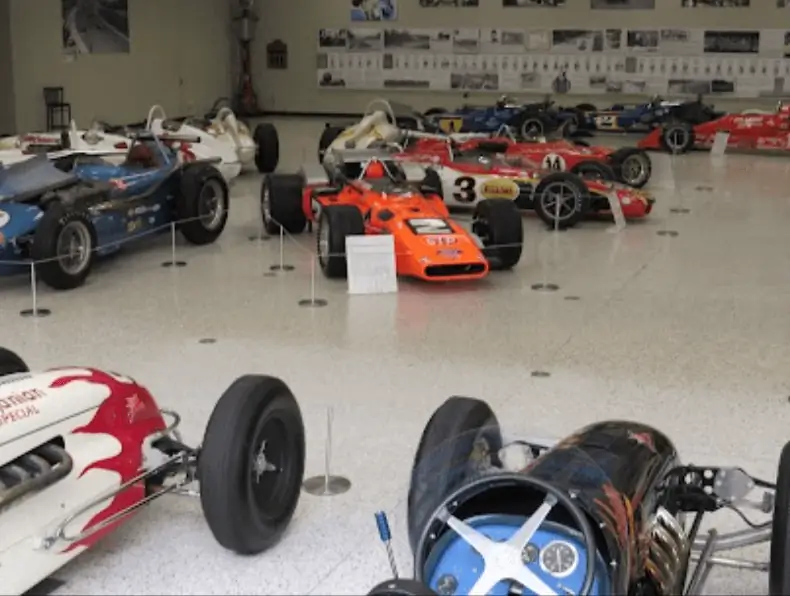 Autos de carreras antiguos de Indianapolis