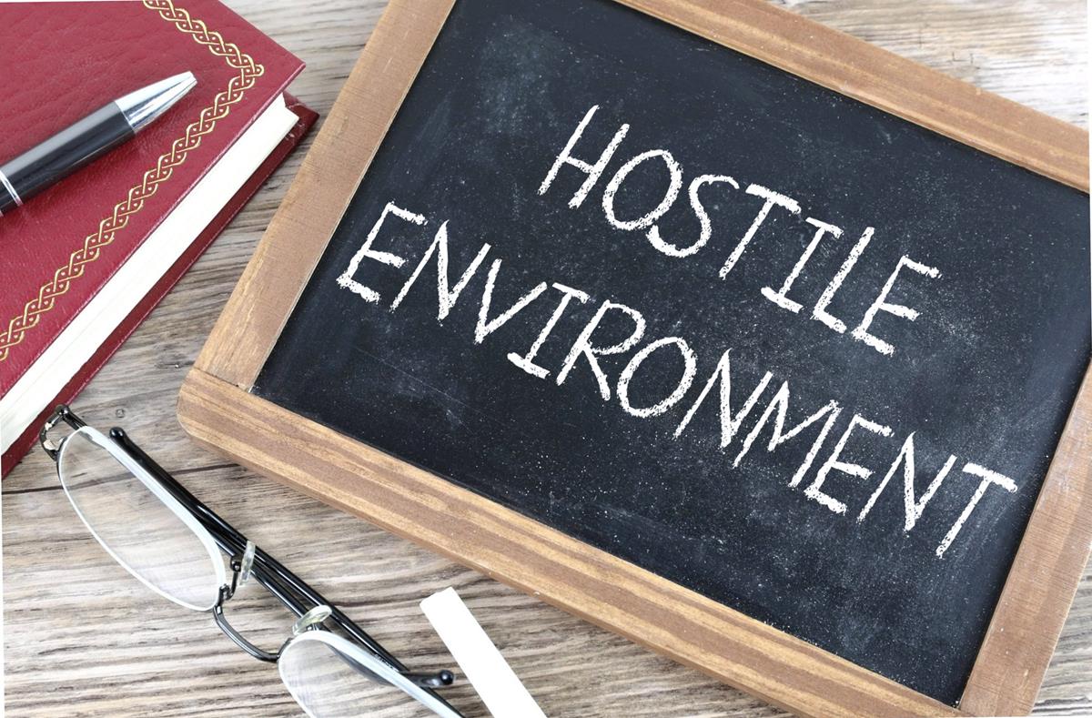 Abogado de ambiente de trabajo hostil quid pro quo